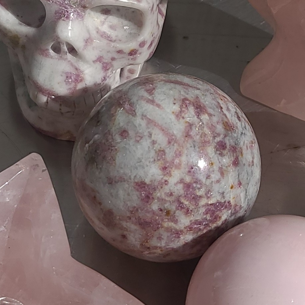 LAST ONE! Pink hand carved ruby tourmaline large spheres - Picture 4 of 7